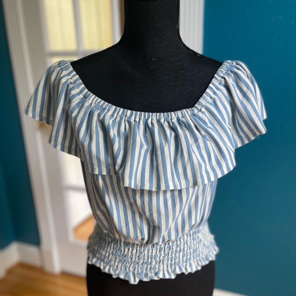 American Eagle Smocked Waist Striped Nautical Top M Medium